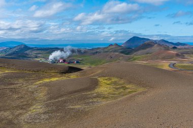 İzlanda 'daki Krafla jeotermal santralinin görüntüsü