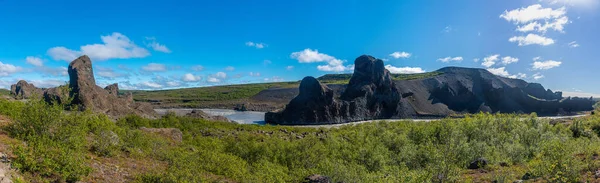 Sechseckige Basaltgesteine Bei Hljodaklettar Auf Island — Stockfoto