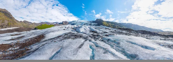 阳光明媚的日子里 冰岛的斯维纳费尔海鸥冰川 — 图库照片