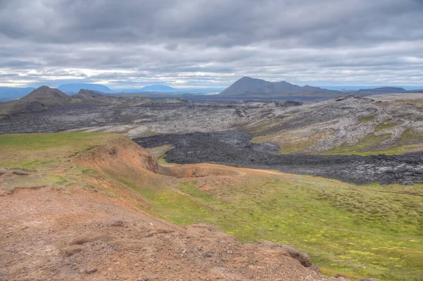 Hver, İzlanda 'da fümeroller ve çamur havuzları