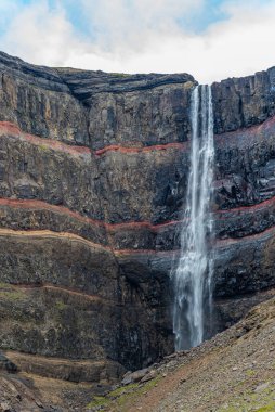 Hengifoss Şelalesi İzlanda 'da görüldü