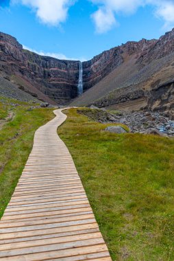 Hengifoss Şelalesi İzlanda 'da görüldü