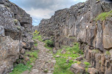 İzlanda 'daki Thingvellir Ulusal Parkı' nda kıtasal kayma görülüyor