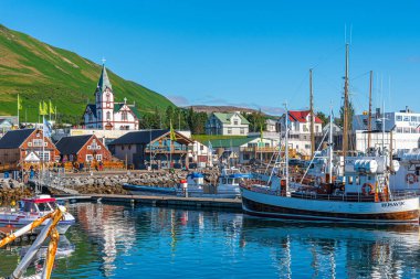 Husavik, İzlanda, 17 Ağustos 2020: Husavik, İzlanda Limanı