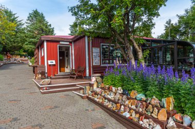 Stodvarfjordur, İzlanda, 23 Ağustos 2020: Petra 'nın İzlanda Taş Koleksiyonu Müzesi