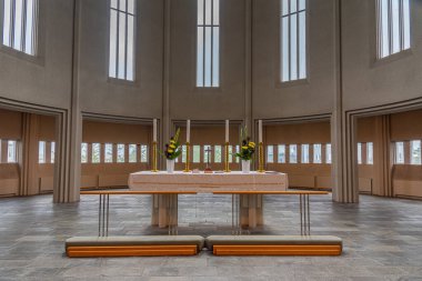 Reykjavik, İzlanda, 31 Ağustos 2020: Reykjavik, İzlanda 'daki Hallgrimskirkja katedralinin içi