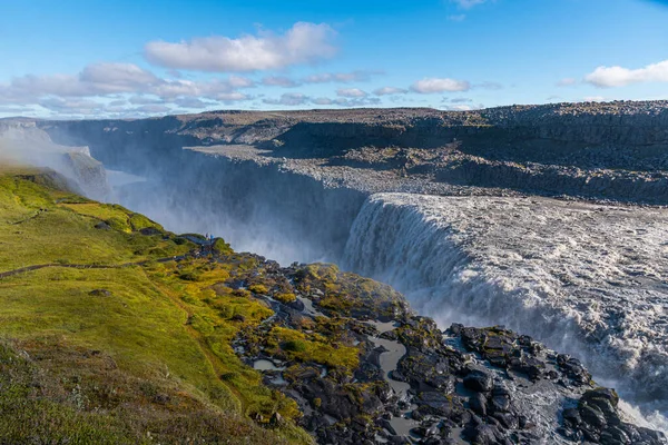 Dettifoss Καταρράκτη Δει Κατά Διάρκεια Της Ηλιόλουστης Ημέρας Στην Ισλανδία — Φωτογραφία Αρχείου