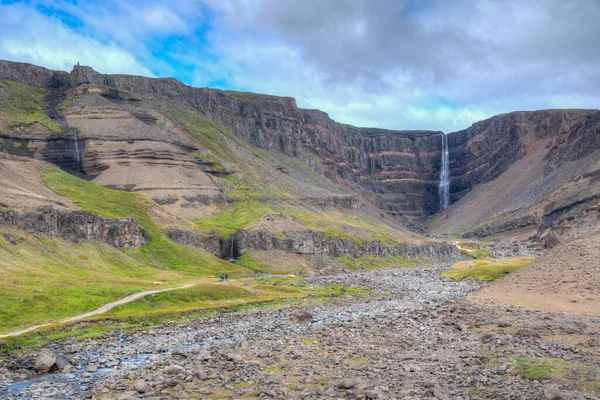Hengifoss Wasserfall Auf Island — Stockfoto
