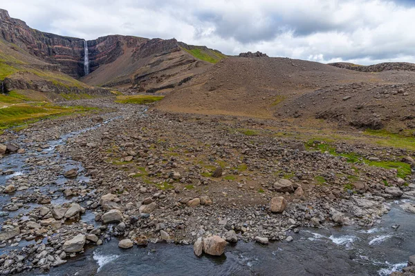 Catarata Hengifoss Vista Islandia — Foto de Stock