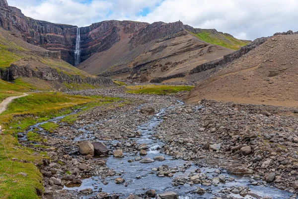 Cachoeira Hengifoss Vista Islândia — Fotografia de Stock