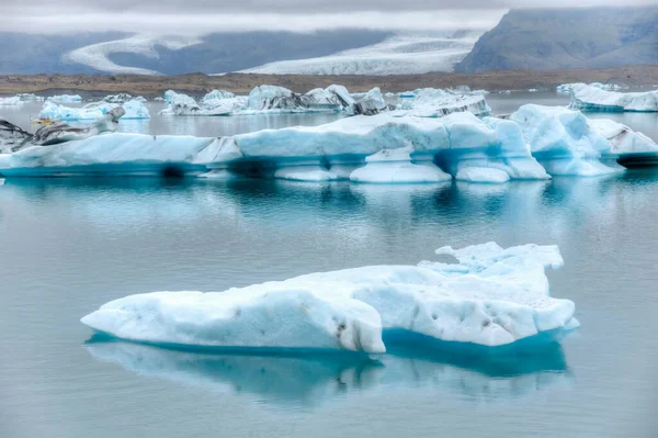 Πλωτά Παγόβουνα Στη Λιμνοθάλασσα Jokulsarlon Της Ισλανδίας — Φωτογραφία Αρχείου