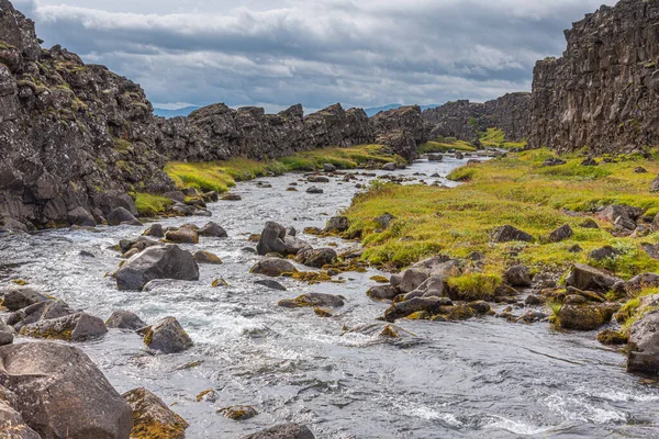 Rio Oxara Passando Pelo Parque Nacional Thingvellir Islândia — Fotografia de Stock