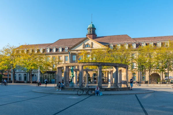 Karlsruhe Alemania Septiembre 2020 Gente Está Caminando Una Stephanplatz Durante —  Fotos de Stock