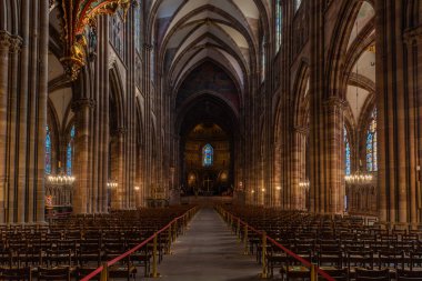 Strasbourg, Fransa, 21 Eylül 2020: Strasbourg, Fransa 'daki Leydimizin Katedrali