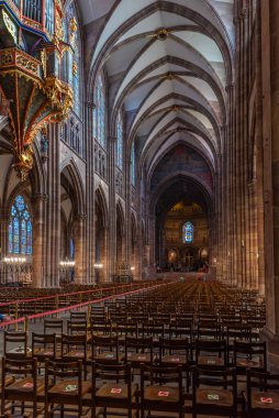 Strasbourg, Fransa, 21 Eylül 2020: Strasbourg, Fransa 'daki Leydimizin Katedrali