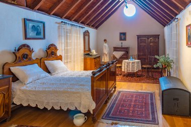 Ayrıl, Hırvatistan, 23 Temmuz 2020: Hırvatistan 'daki Split Etnoğrafya Müzesinin İçi