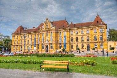 Zagreb, Hırvatistan, 2 Ağustos 2020: Zagreb, Hırvatistan 'daki Sanat ve El Sanatları Müzesi
