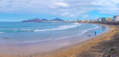 Las Palmas, İspanya, Janury 20, 2021: Las Canteras Sahili Gran Canaria, Kanarya Adaları, İspanya