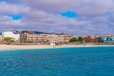 Puerto del Rosario, İspanya, Janury 23, 2021: Puerto del Rosario Playa Chica Plajı, Fuerteventura, Kanarya Adası, İspanya.
