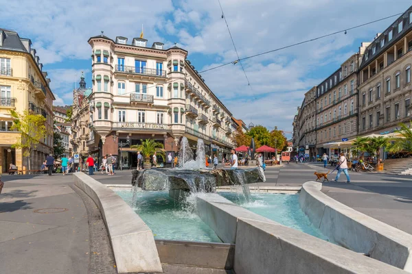 Baden Baden, 23 Eylül 2020: Almanya 'nın Baden Baden kasabasında Leopoldsplatz