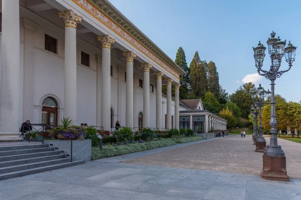 Baden Baden, 23 Eylül 2020: Alman spa kasabası Baden Baden 'de Kurhaus