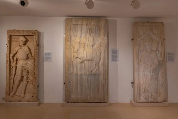 克罗地亚斯普利特 2020年7月23日 位于克罗地亚斯普利特的一座博物馆内的罗马文物 — 图库照片
