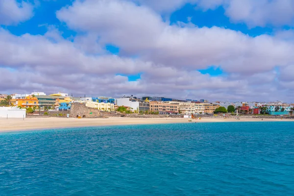 Puerto del Rosario, İspanya, Janury 23, 2021: Puerto del Rosario Playa Chica Plajı, Fuerteventura, Kanarya Adası, İspanya.