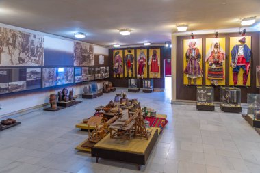 Velingrad, Bulgaristan, 20 Haziran 2020: Bulgaristan 'ın Velingrad kentindeki Tarihi Müzenin İçi