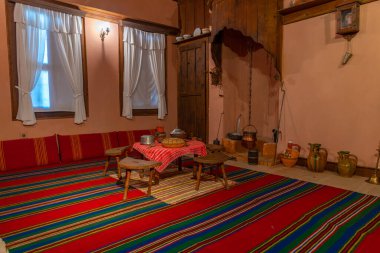 Panagyurishte, Bulgaristan, 22 Haziran 2020: Bulgaristan 'ın Panagyurishte kentindeki Tuteva evinin içi