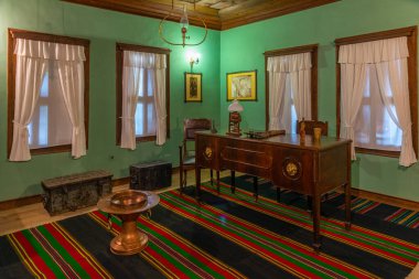 Panagyurishte, Bulgaristan, 22 Haziran 2020: Bulgaristan 'ın Panagyurishte kentindeki Tuteva evinin içi