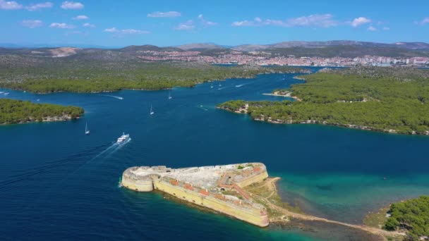 "Aerial view of Saint Nicholas fortress in Sibenik — Stock Video