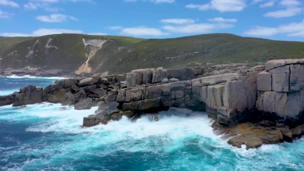 Natural Bridge Torndirrup National Park Australia — Stock Video