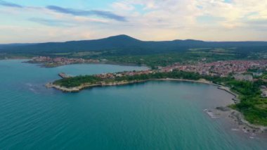Bulgar sahil kenti Çarevo 'nun hava manzarası