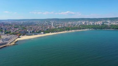 İspanya 'nın merkezi sahil manzaralı Varna kasabası.