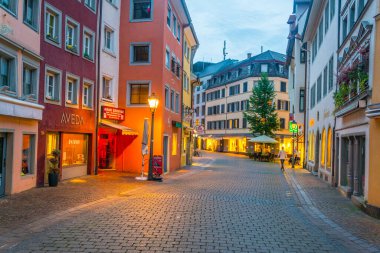 KONSTANZ, GERMANY, 23 Temmuz 2016: Czech rahibi Jan Hus 'un Konstanz, Almanya' da yaşadığı Hussenstrasse Caddesi manzarası