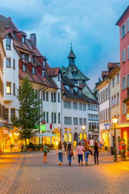 KONSTANZ, GERMANY, 23 Temmuz 2016: Czech rahibi Jan Hus 'un Konstanz, Almanya' da yaşadığı Hussenstrasse Caddesi manzarası