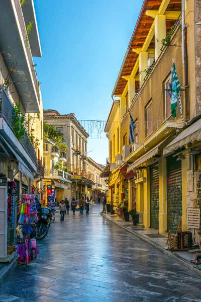 Atenas Grécia Dezembro 2015 Vista Rua Comercial Adrianu Rua Turística — Fotografia de Stock