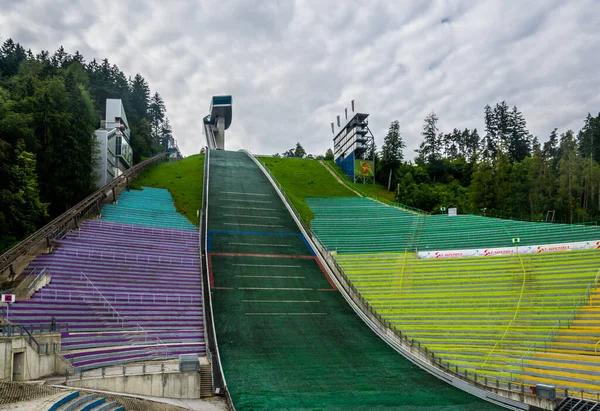 Innsbruck Österreich Juli 2016 Blick Auf Das Berühmte Bergisel Skisprungstadion — Stockfoto
