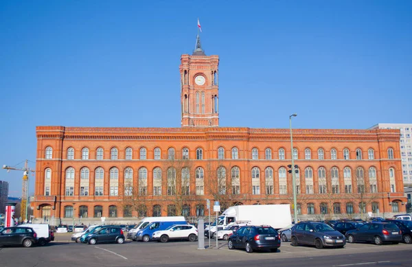 BERLİN, ALMANY, 12 Mart 2015: Berlin 'deki Kızıl Kasaba Salonu' nun arkası.