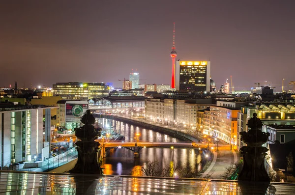 Berlin Germany March 2015 Night View Spree River Fernsehturm Berlin — Stockfoto