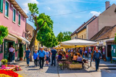 SZENTENDRE, HUNGARY MAY 22, 2016: People are walking on a buzzling street in the hungarian town szentendre
