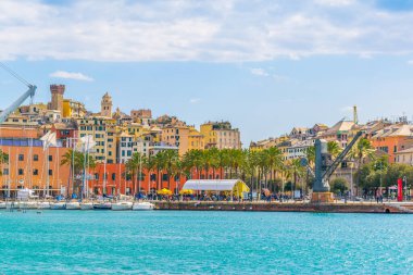 GENOA, İtalya, 13 Mart 2016: Ceneviz limanının panoramatik görünümü