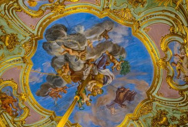 GENOA, İtalya, 13 Mart 2016: İtalyan kenti Genoa 'daki sarayın dekoratif tavan manzarası.