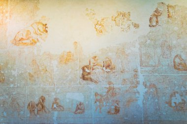 PISA, İtalya, 14 Mart 2016: Kampuanto mezarlığının içinde bulunan delle sinopie müzesindeki fresklerin görüntüsü.