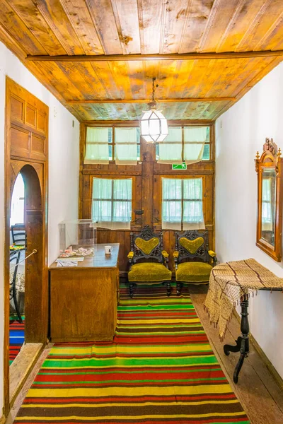 LOVECH, BULGARIA, 2 Mayıs 2016: Bulgaristan 'ın Lovech kentinde Drasova ve Rashova anıtlarındaki Varosha mimari ve tarihi rezervlerinin içi