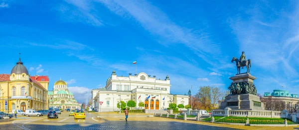 Sofia Bułgaria Listopad 2014 Widok Zgromadzenie Narodowe Katedrę Aleksandra Newskiego — Zdjęcie stockowe