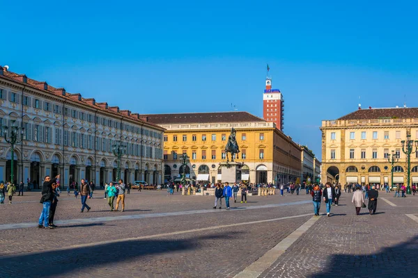 Torino Italy March 2016 People Walking Piazza San Carlo Italian — Fotografia de Stock