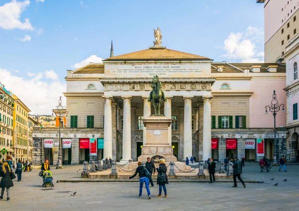 Genoa Italy March 2016 People Walking Front Garibaldi Statue Teatro — Stock Photo, Image