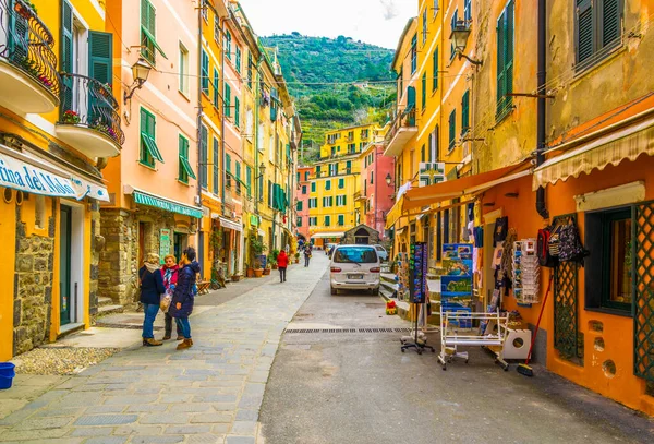 Vernazza Italy March 2016 View Narrow Street Waiting Tourists Come — Stock Photo, Image