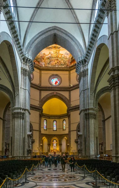 FLORENCE, ITALY, 15 Mart 2016: İtalya 'nın Floransa kentindeki Santa Maria del Fiore Katedrali.